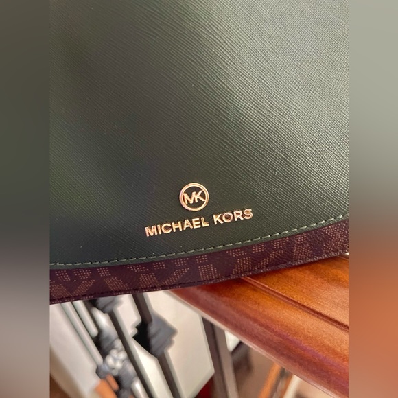 Michael Kors Bag - Picture 2 of 6